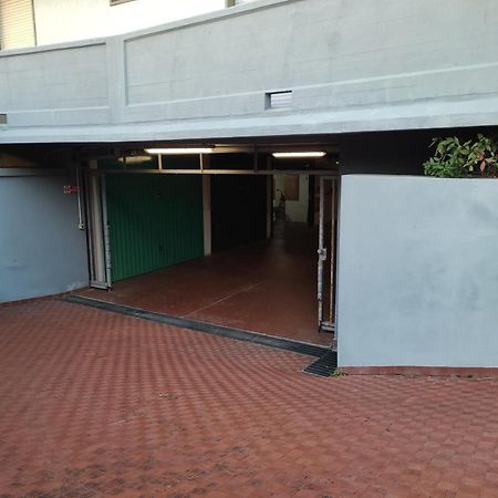 Beach House, 300 M Dal Mare, Marina Di Massa Kültér fotó