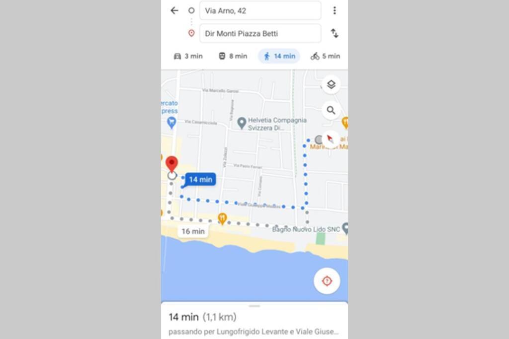 Beach House, 300 M Dal Mare, Marina Di Massa Kültér fotó